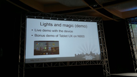 Demo Of MeeGo 1.2 Developer Edition On The Nokia N900