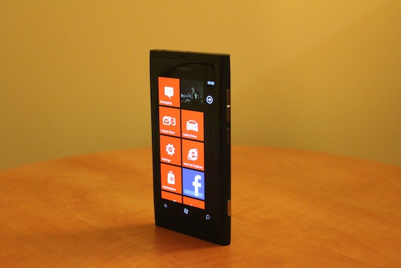 Beautiful Nokia Lumia 800 Gallery 